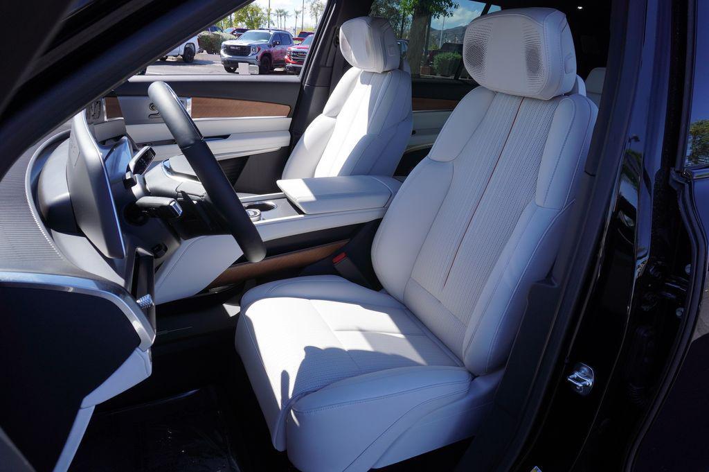 new 2026 Cadillac VISTIQ car, priced at $79,715