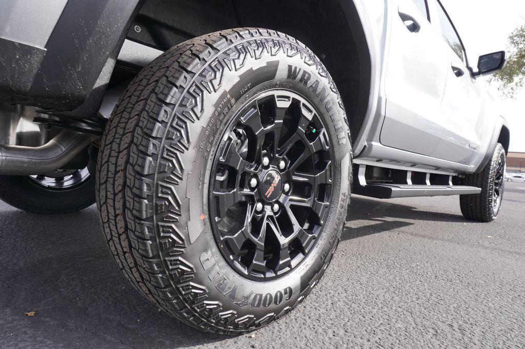 new 2026 GMC Canyon car, priced at $42,475