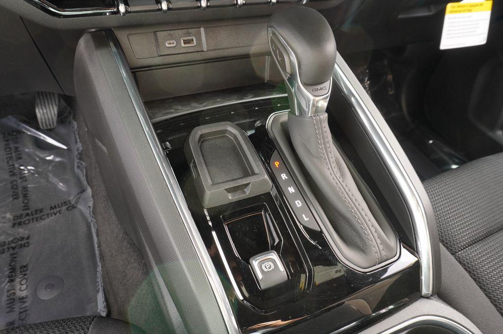 new 2026 GMC Canyon car, priced at $42,475