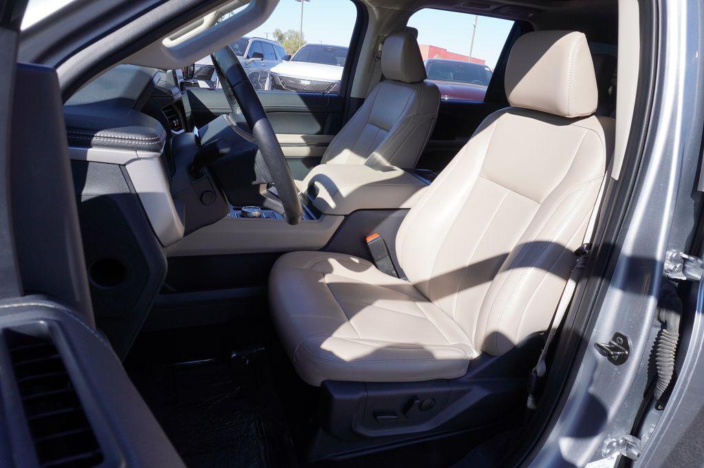 used 2022 Ford Expedition Max car, priced at $38,491