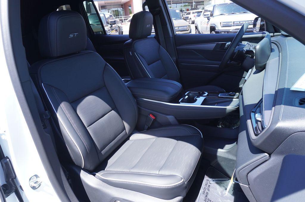 new 2026 Buick Enclave car, priced at $56,179