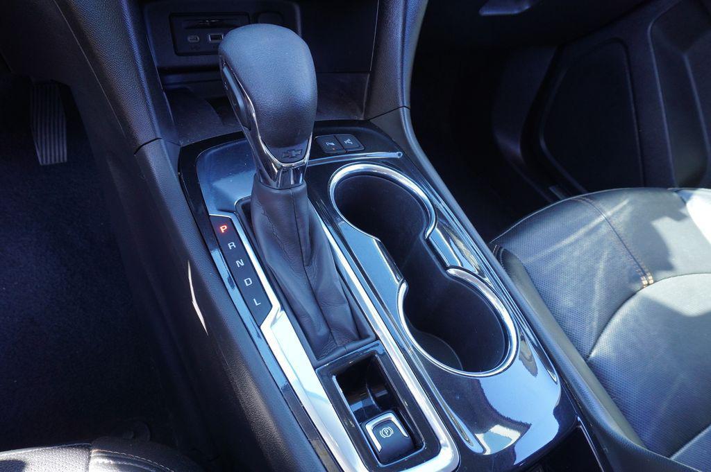 used 2023 Chevrolet Equinox car, priced at $23,449