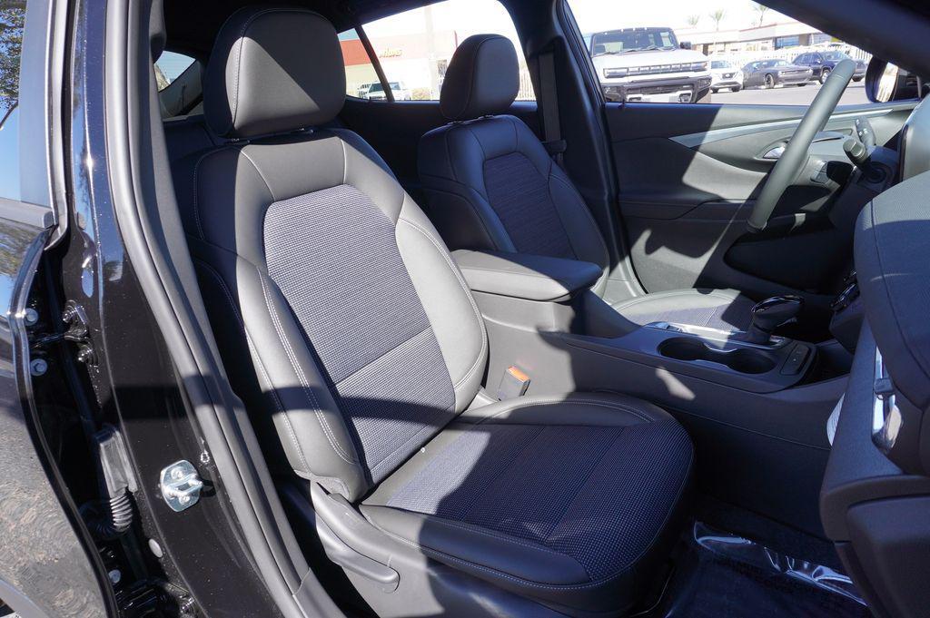 new 2026 Buick Envista car, priced at $26,080