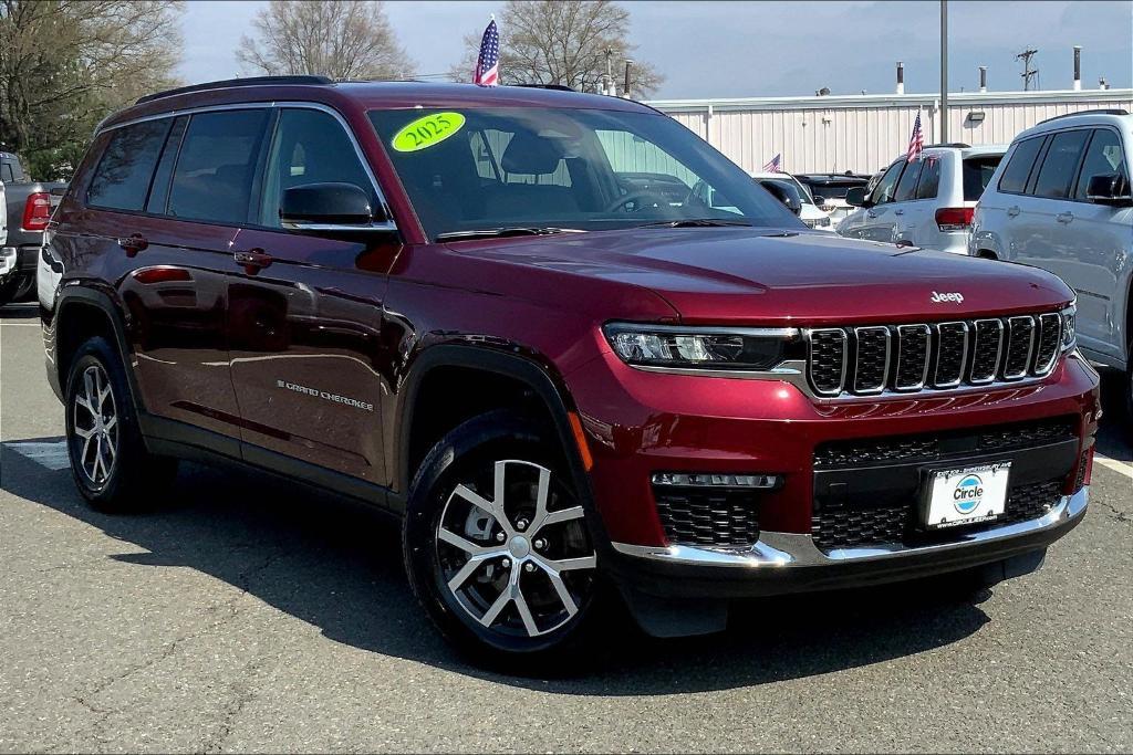 used 2025 Jeep Grand Cherokee L car, priced at $40,990