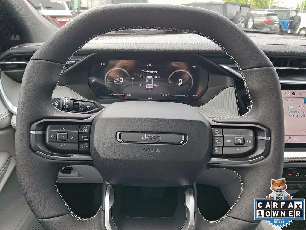 new 2026 Jeep Cherokee car, priced at $41,102