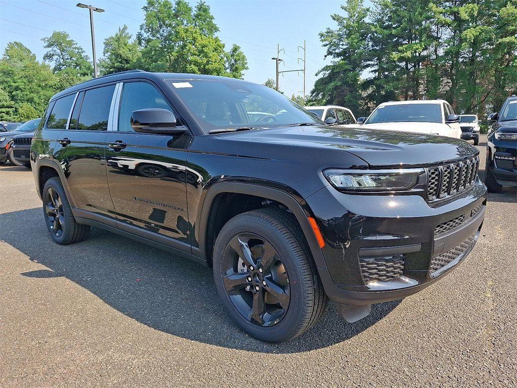 new 2025 Jeep Grand Cherokee L car, priced at $43,733