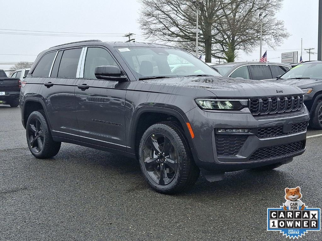 new 2026 Jeep Grand Cherokee car, priced at $47,676