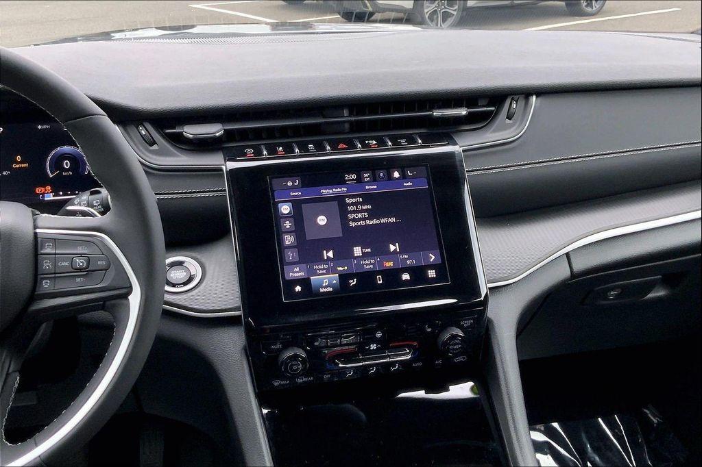 used 2024 Jeep Grand Cherokee car, priced at $33,490