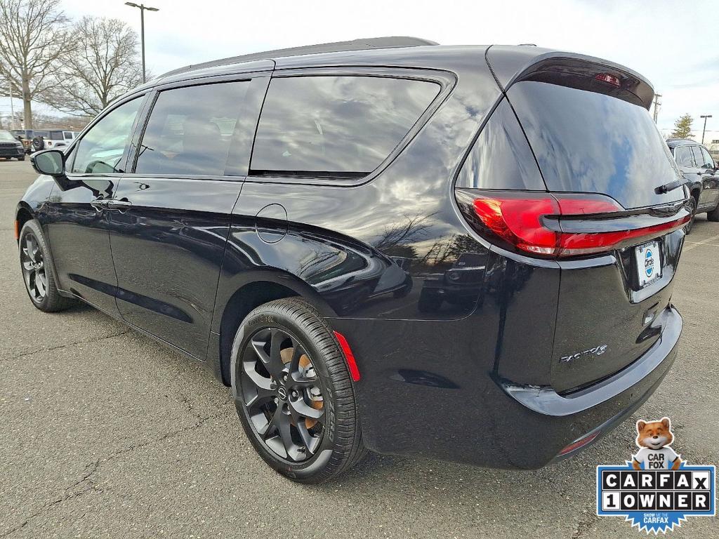 new 2026 Chrysler Pacifica car, priced at $52,721