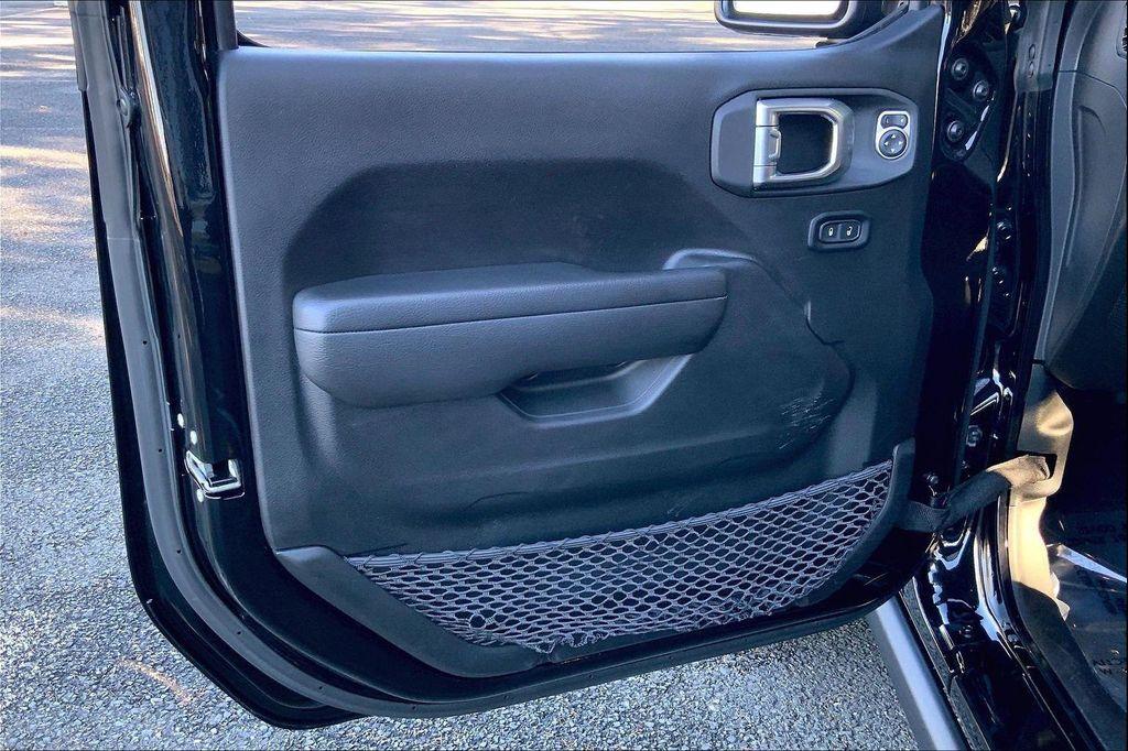 used 2023 Jeep Gladiator car, priced at $31,689