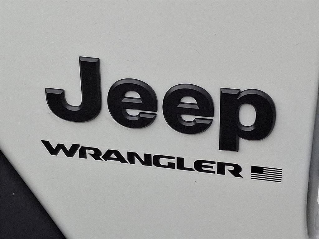 new 2026 Jeep Wrangler car, priced at $43,088