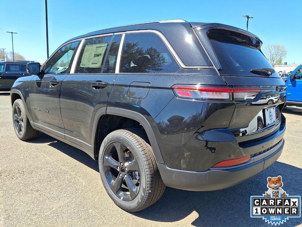 new 2026 Jeep Grand Cherokee car, priced at $47,676