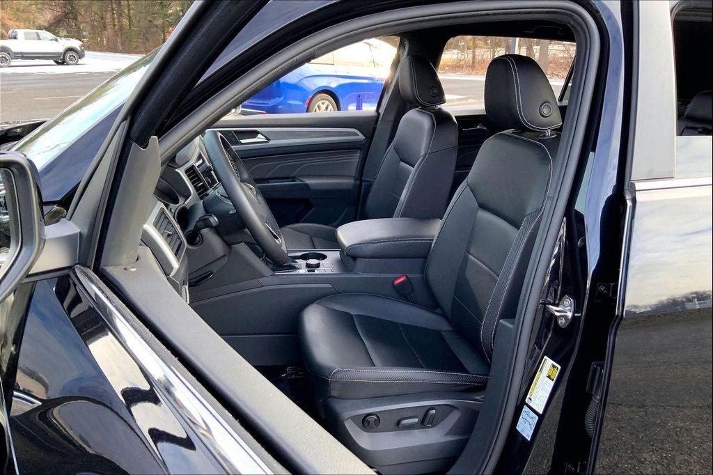 used 2021 Volkswagen Atlas Cross Sport car, priced at $21,990