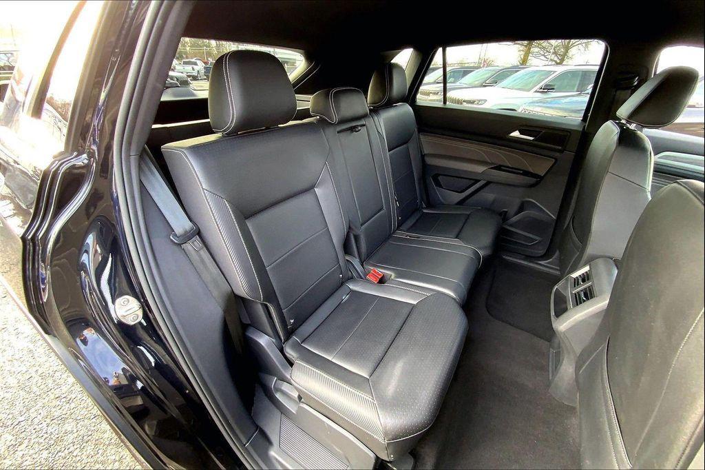 used 2021 Volkswagen Atlas Cross Sport car, priced at $21,990