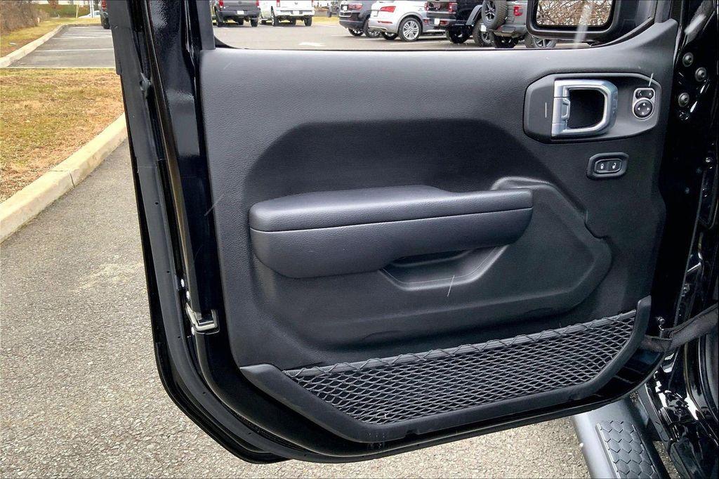 used 2021 Jeep Wrangler Unlimited car, priced at $28,990