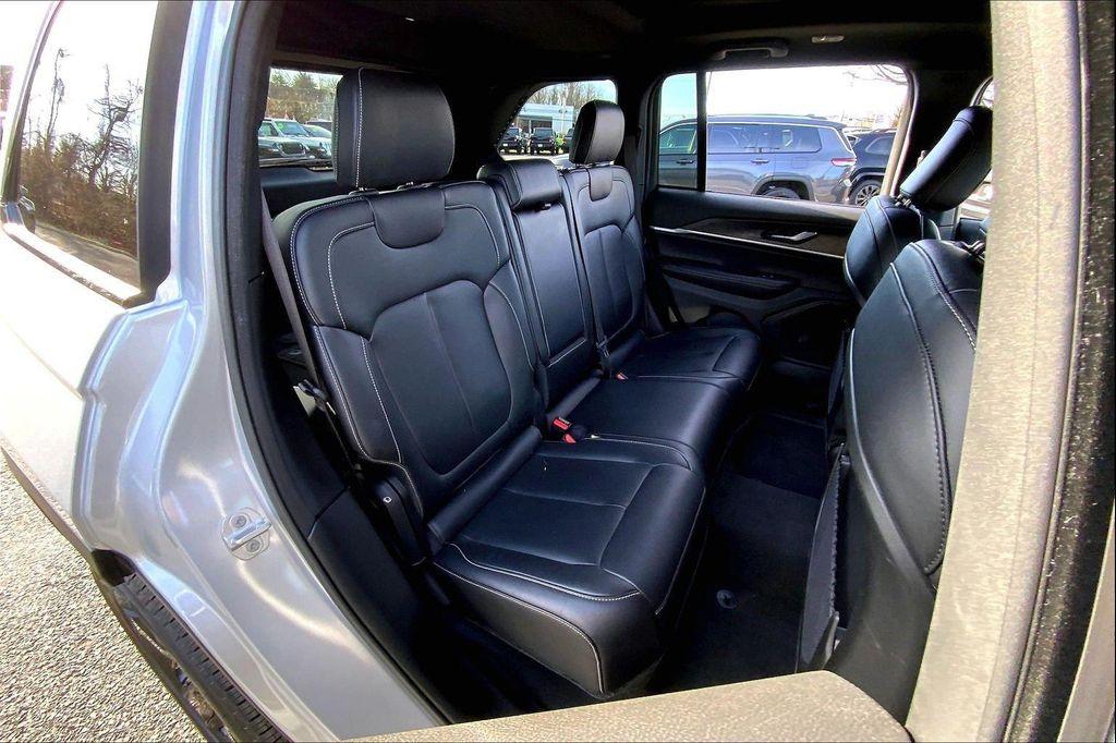 used 2024 Jeep Grand Cherokee car, priced at $37,990