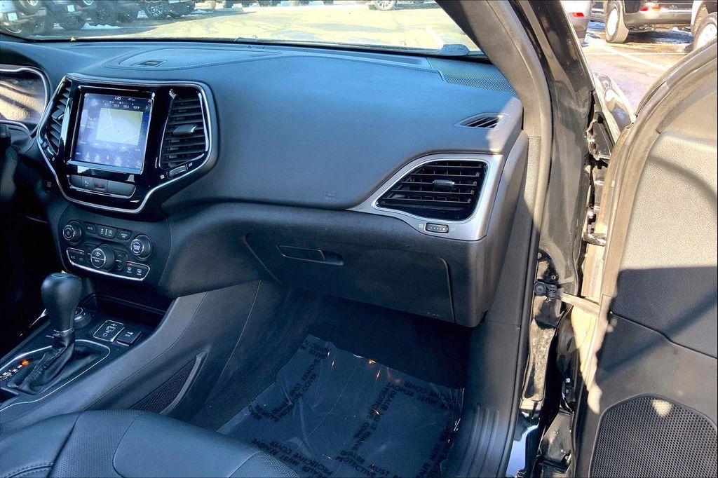 used 2019 Jeep Cherokee car, priced at $16,990