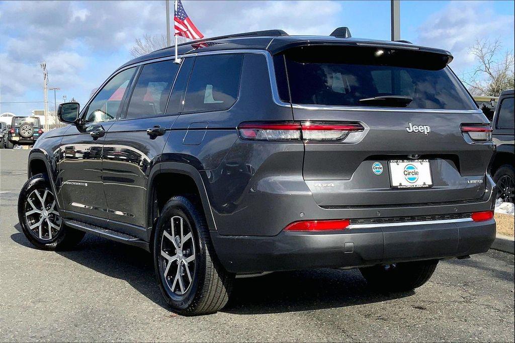 used 2025 Jeep Grand Cherokee L car, priced at $43,990