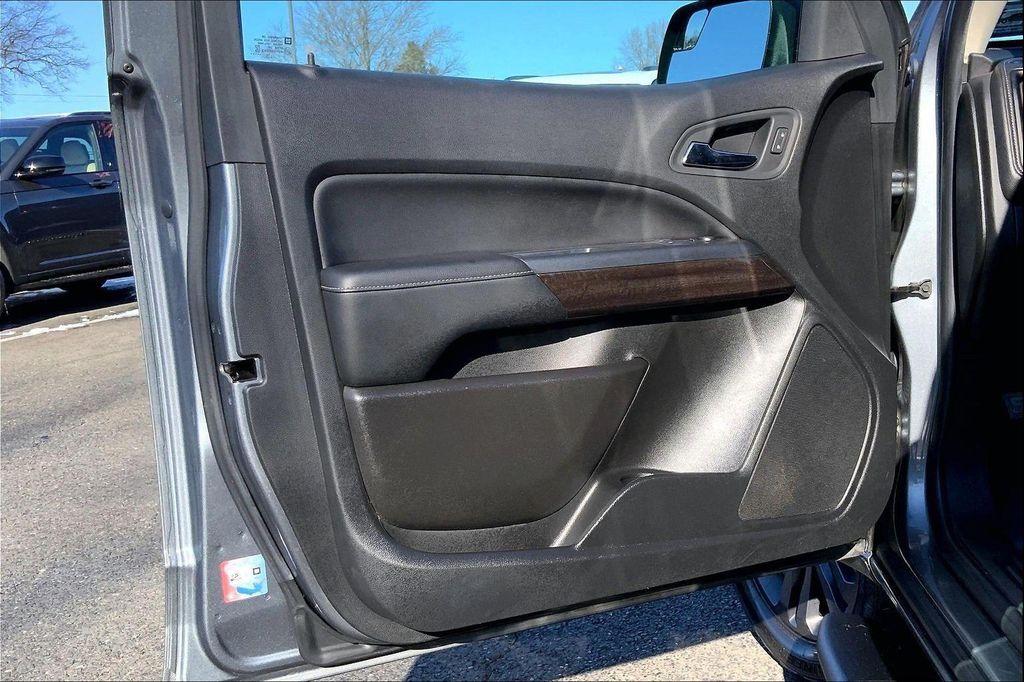 used 2020 GMC Canyon car, priced at $23,500