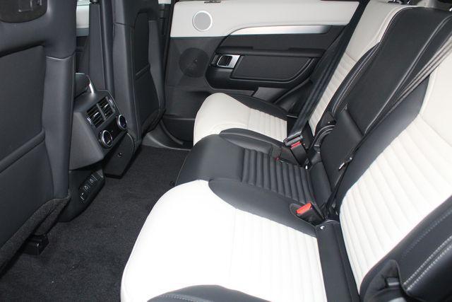 new 2026 Land Rover Discovery car, priced at $78,581