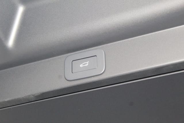 new 2026 Land Rover Range Rover car, priced at $155,035