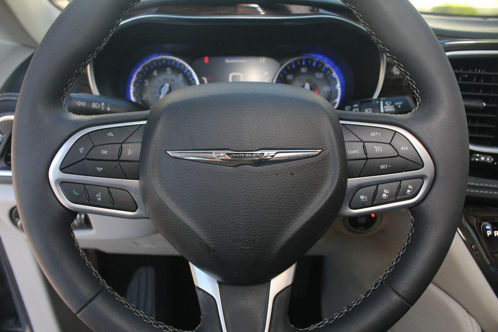 used 2023 Chrysler Pacifica car, priced at $31,994