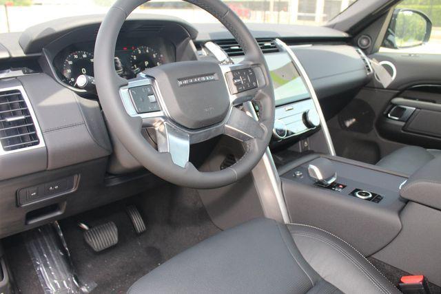 new 2025 Land Rover Discovery car, priced at $65,193
