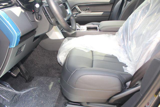 new 2025 Land Rover Range Rover car, priced at $157,900