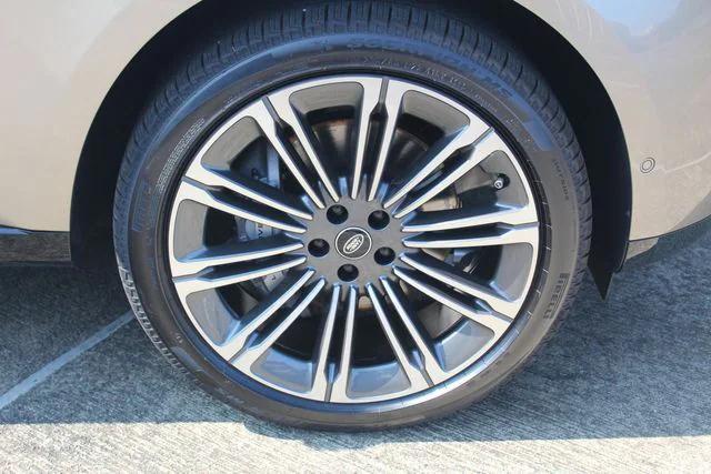 new 2025 Land Rover Range Rover car, priced at $122,725