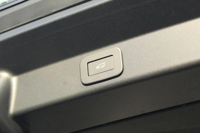 new 2026 Land Rover Range Rover Sport car, priced at $90,345