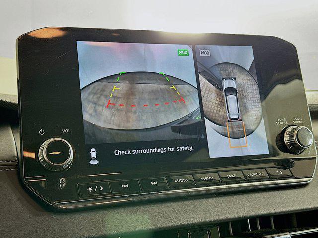 used 2024 Mitsubishi Outlander car, priced at $20,897