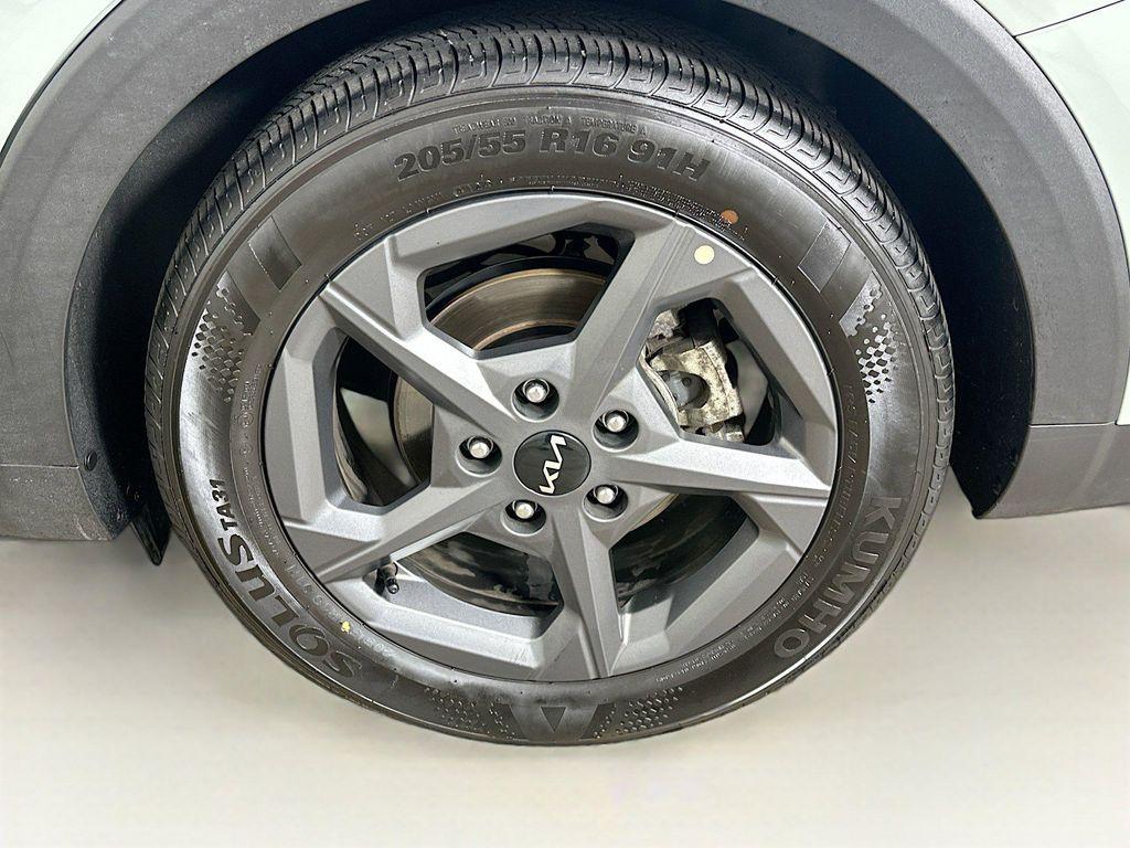 used 2025 Kia K4 car, priced at $19,196