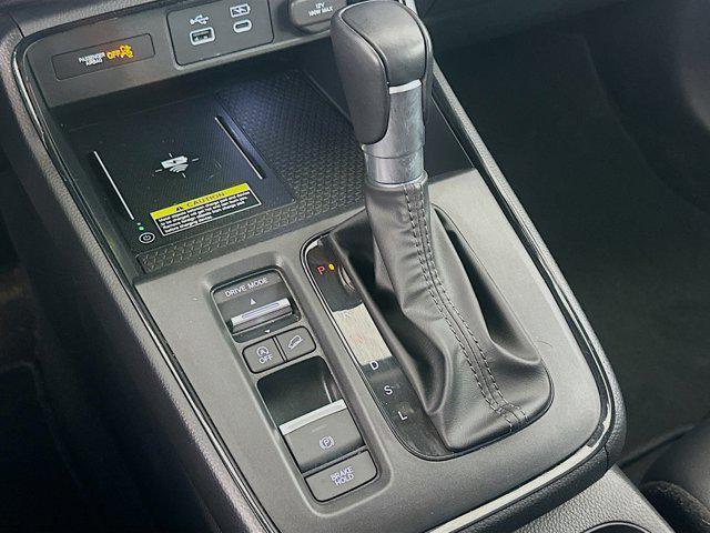 used 2025 Honda CR-V car, priced at $32,695