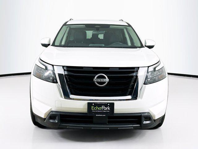 used 2025 Nissan Pathfinder car, priced at $28,987