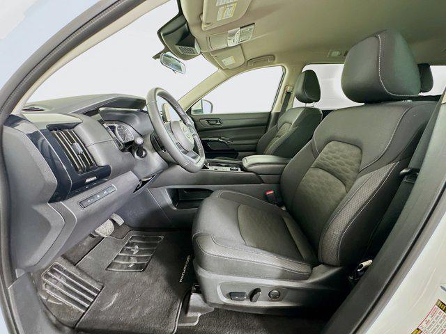used 2025 Nissan Pathfinder car, priced at $28,987