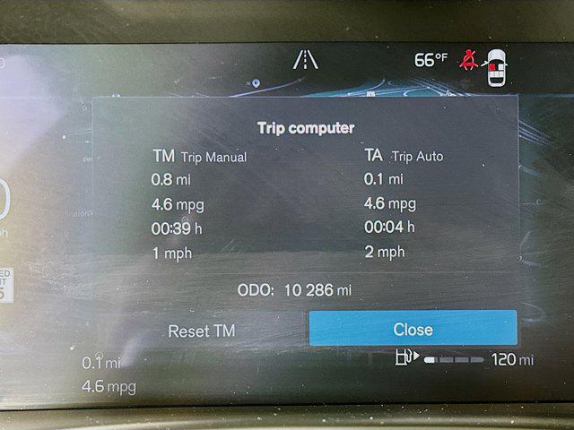 used 2025 Volvo XC40 car, priced at $26,987