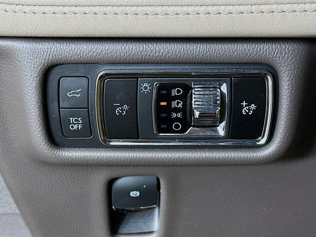 used 2022 Lincoln Nautilus car, priced at $23,987