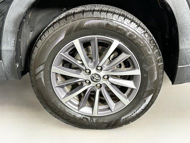 used 2019 Toyota Highlander car, priced at $21,987