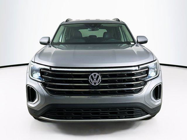 used 2025 Volkswagen Atlas car, priced at $29,987