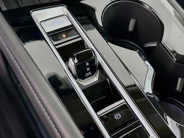 used 2025 Volkswagen Atlas car, priced at $29,987