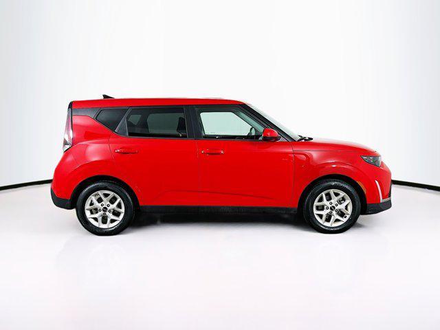 used 2025 Kia Soul car, priced at $14,996