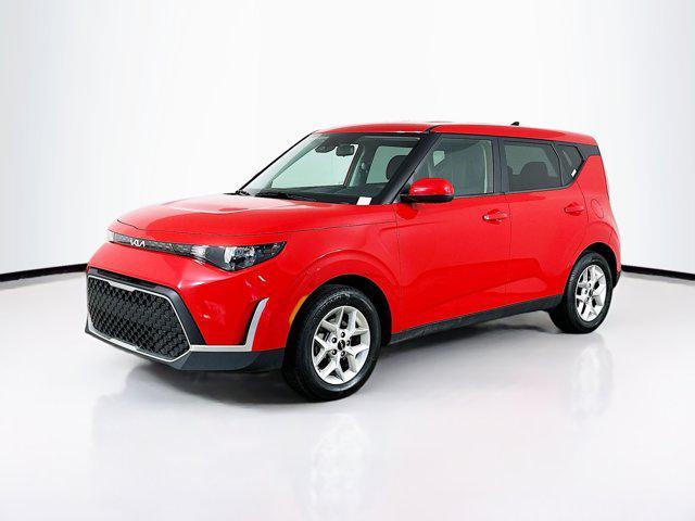 used 2025 Kia Soul car, priced at $14,996