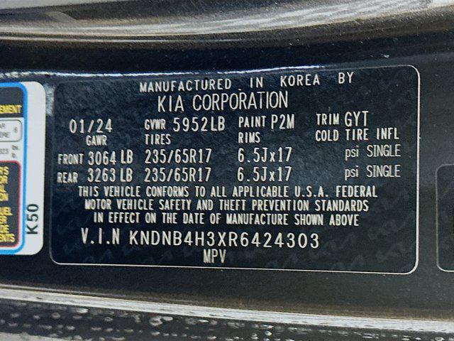 used 2024 Kia Carnival car, priced at $25,996