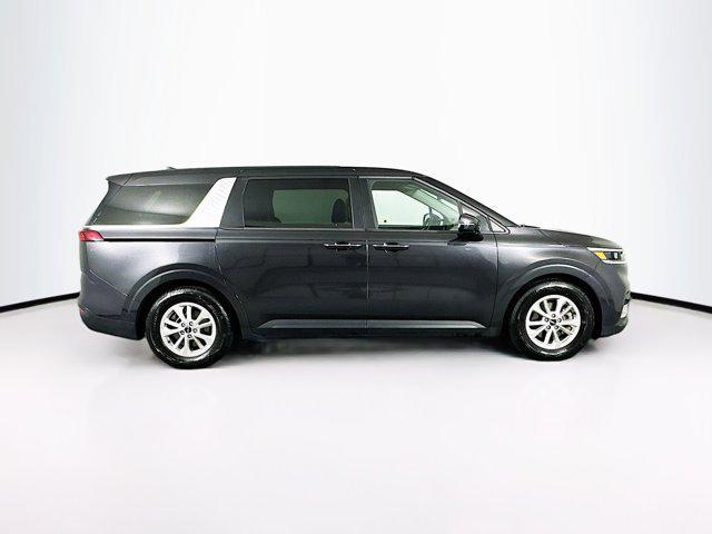used 2024 Kia Carnival car, priced at $25,996
