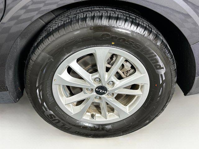 used 2024 Kia Carnival car, priced at $25,996