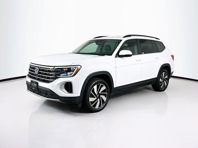 used 2025 Volkswagen Atlas car, priced at $29,996