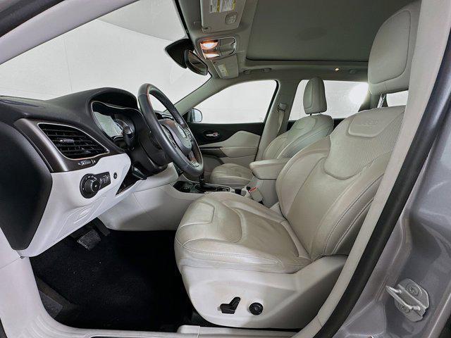 used 2019 Jeep Cherokee car, priced at $16,297