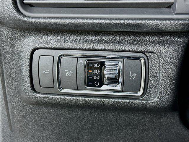 used 2022 Lincoln Corsair car, priced at $24,996