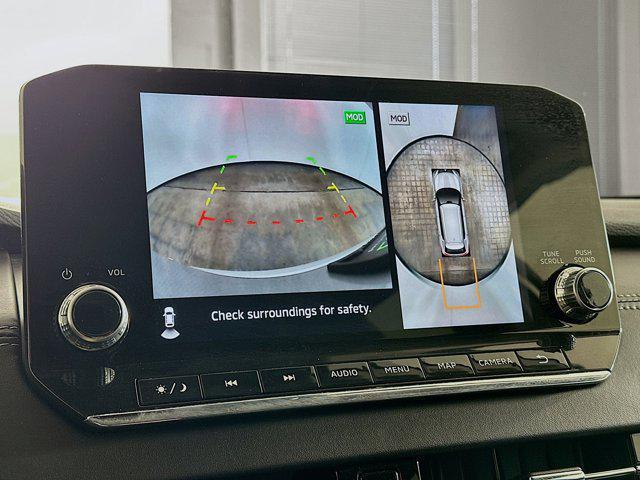 used 2024 Mitsubishi Outlander car, priced at $20,697