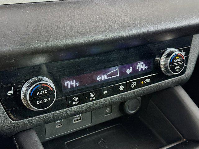 used 2024 Mitsubishi Outlander car, priced at $20,697